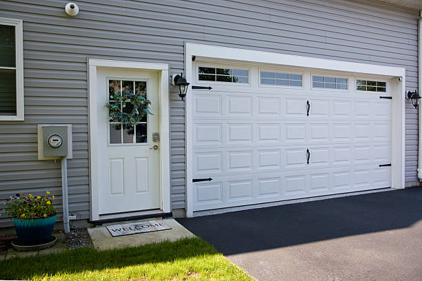24/7 Emergency Garage Door Panel Replacement experts in La Porte, IN